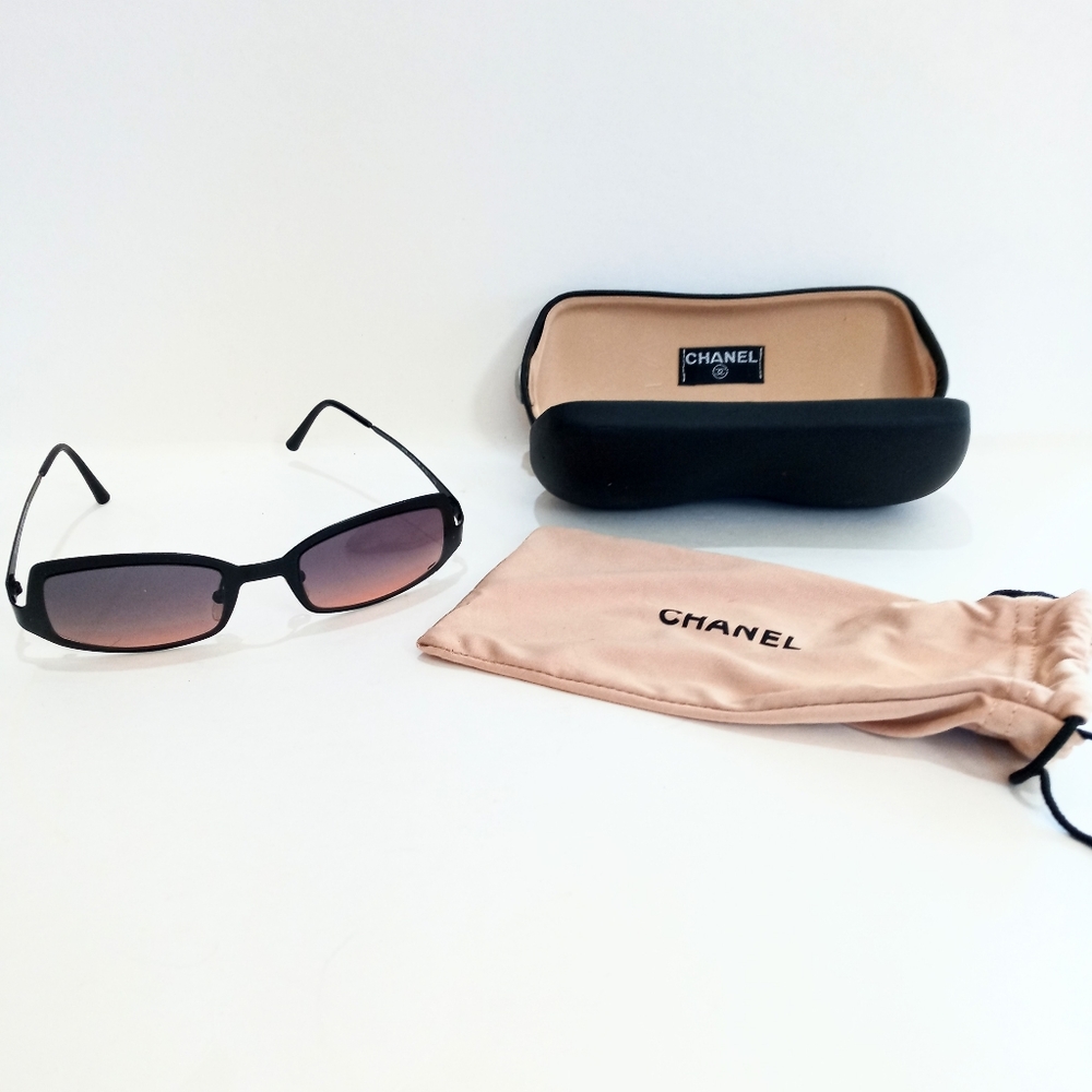 Beautiful Vintage Chanel sunglasses
